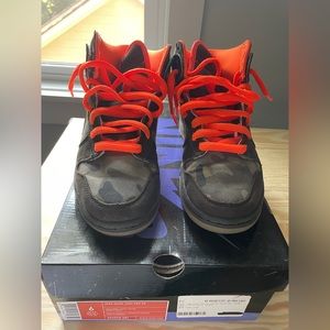 Men’s size 6 Nike SB Brian Anderson